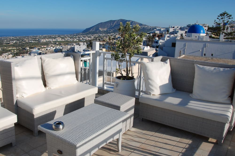 レヴィリエ サントリーニ 写真