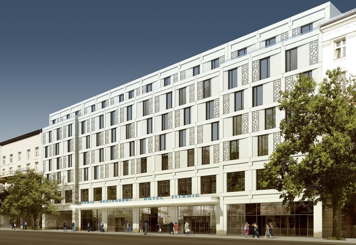 タイタニック シャウゼー ベルリン 写真