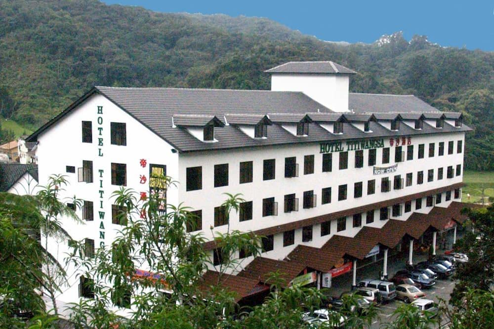 ホテル ティティワンサ 写真