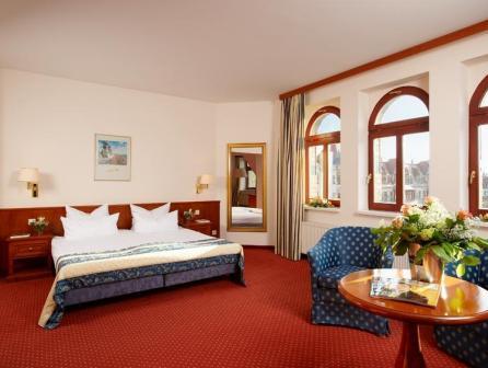 ホテル アートゥスホフ 写真