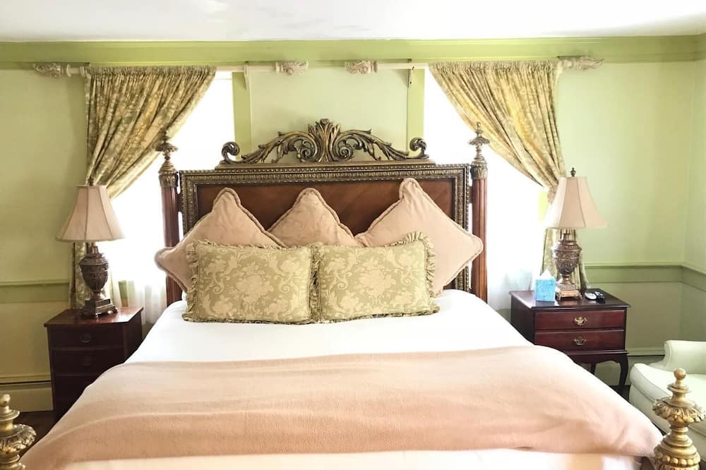 アドミラル ファラガット イン 写真