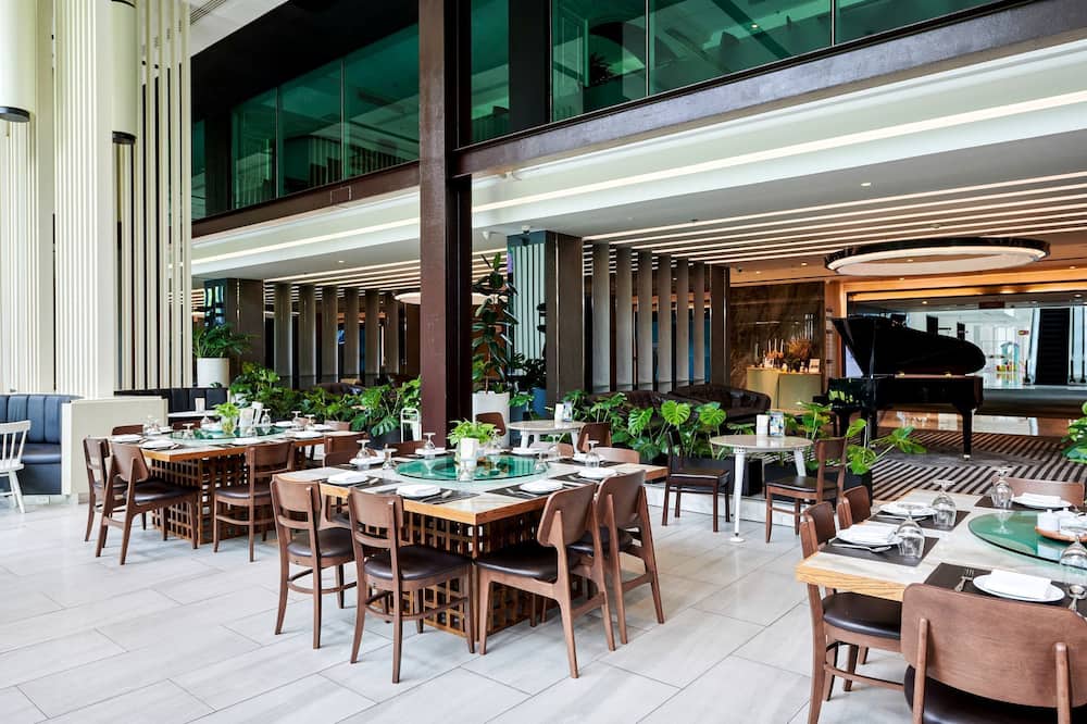 ティーケー パレス ホテル ＆ コンベンション バンコク 写真