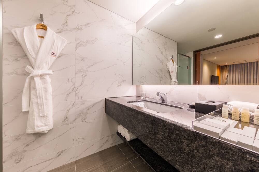 ハワード ジョンソン バイ ウィンダム インチョン エアポート 写真