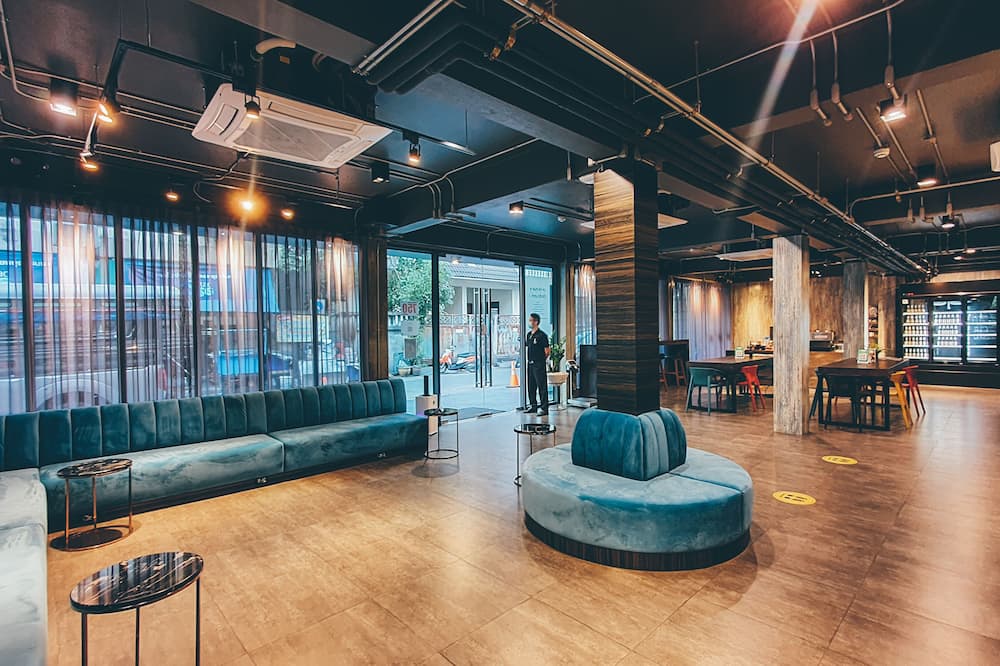 ホテル オーディナリー バンコク 写真