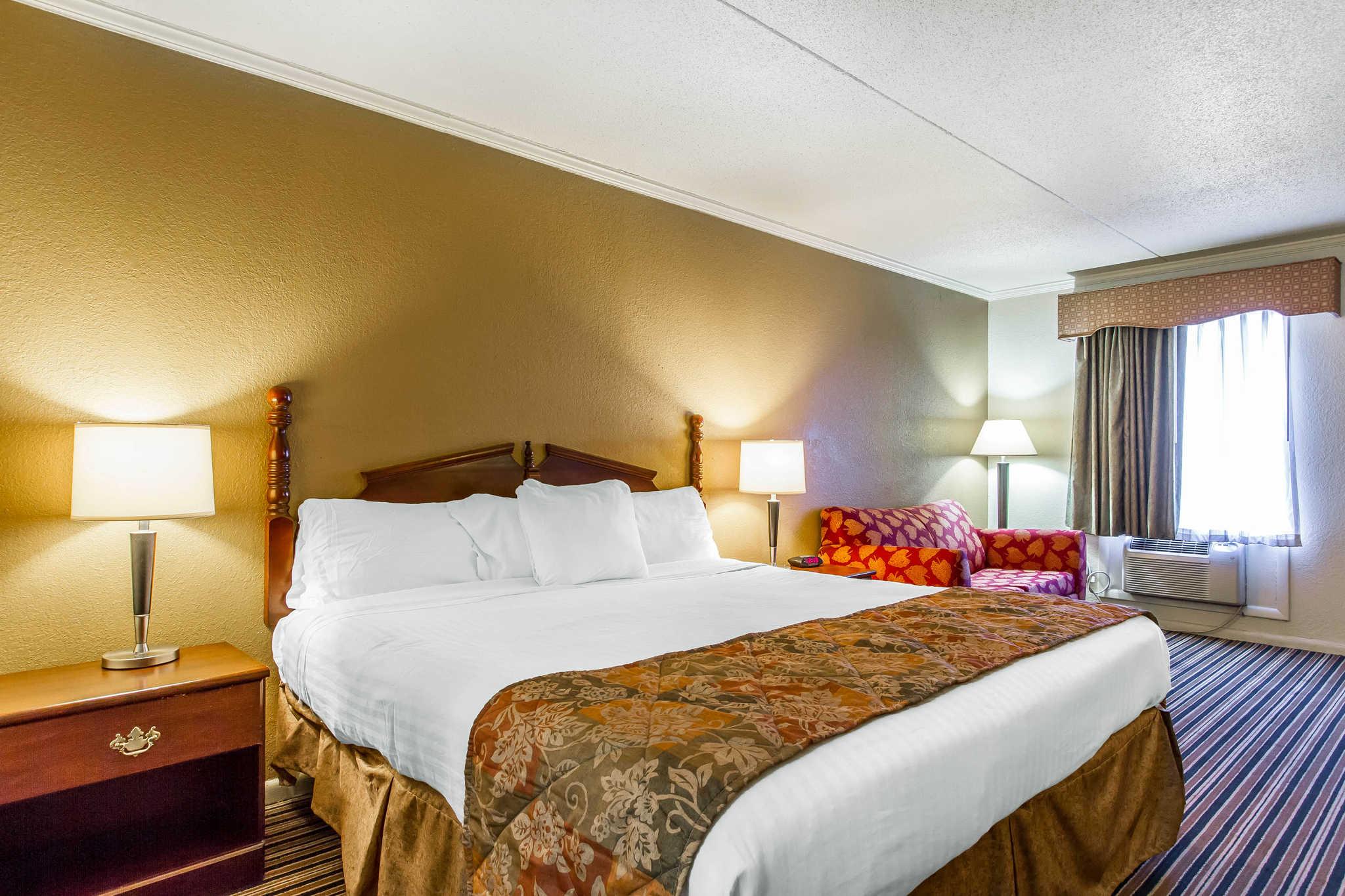 クオリティ イン マンチェスター ニア アーノルド AFB 写真