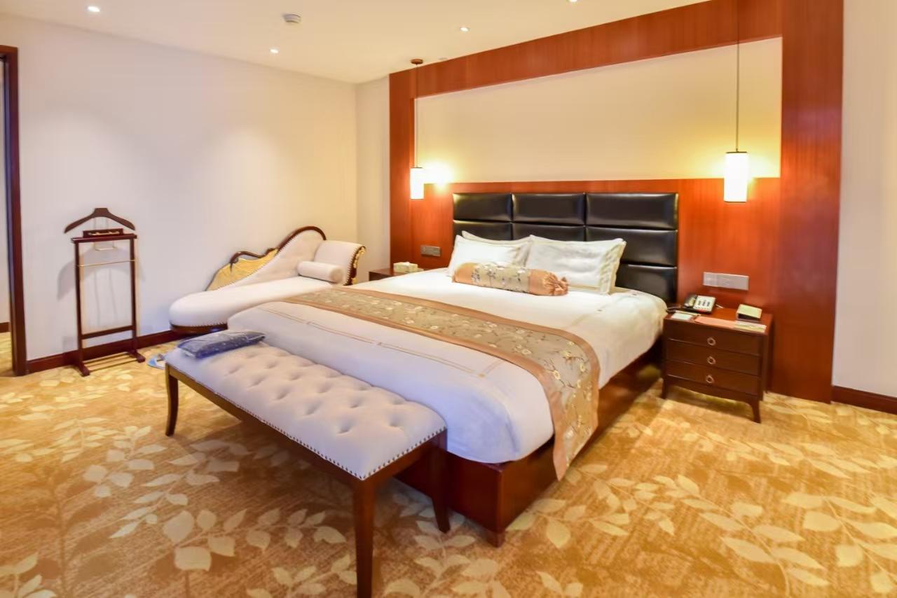 グァンジョウ バイユン インターナショナル コンベンション センター LN ドンファン ホテル 写真