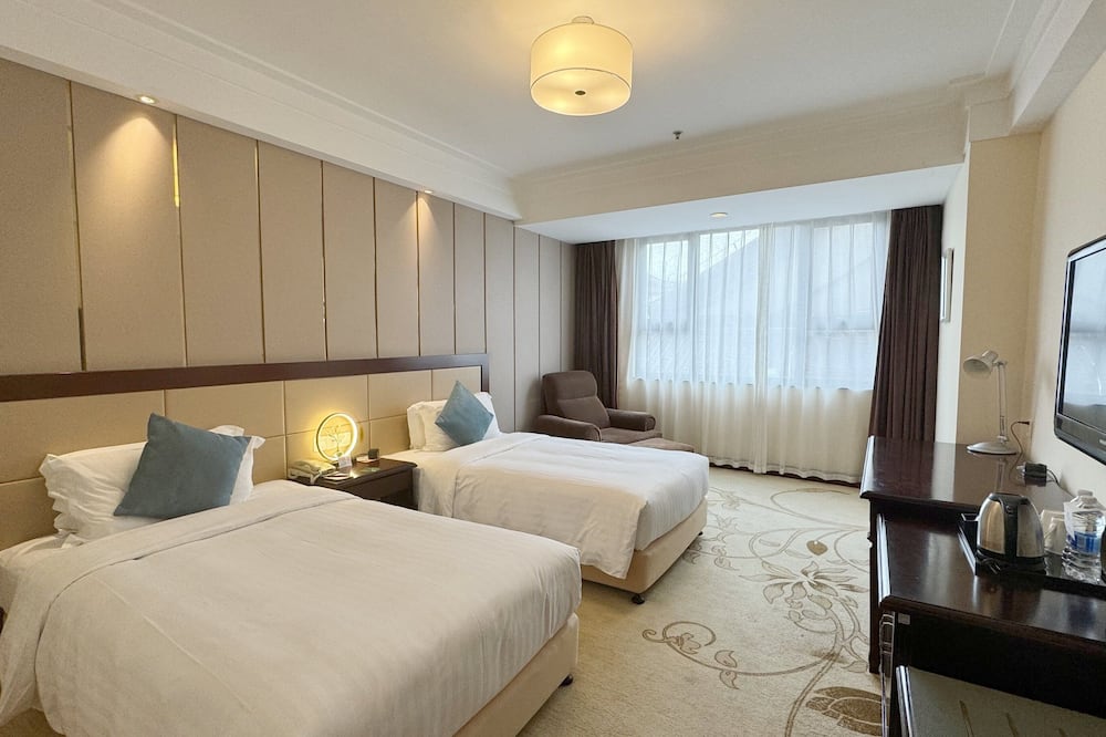 ジンジャン ウェスト キャピタル インターナショナル ホテル 写真