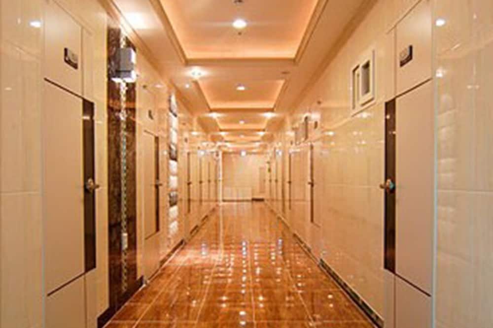 Noble Residence 写真