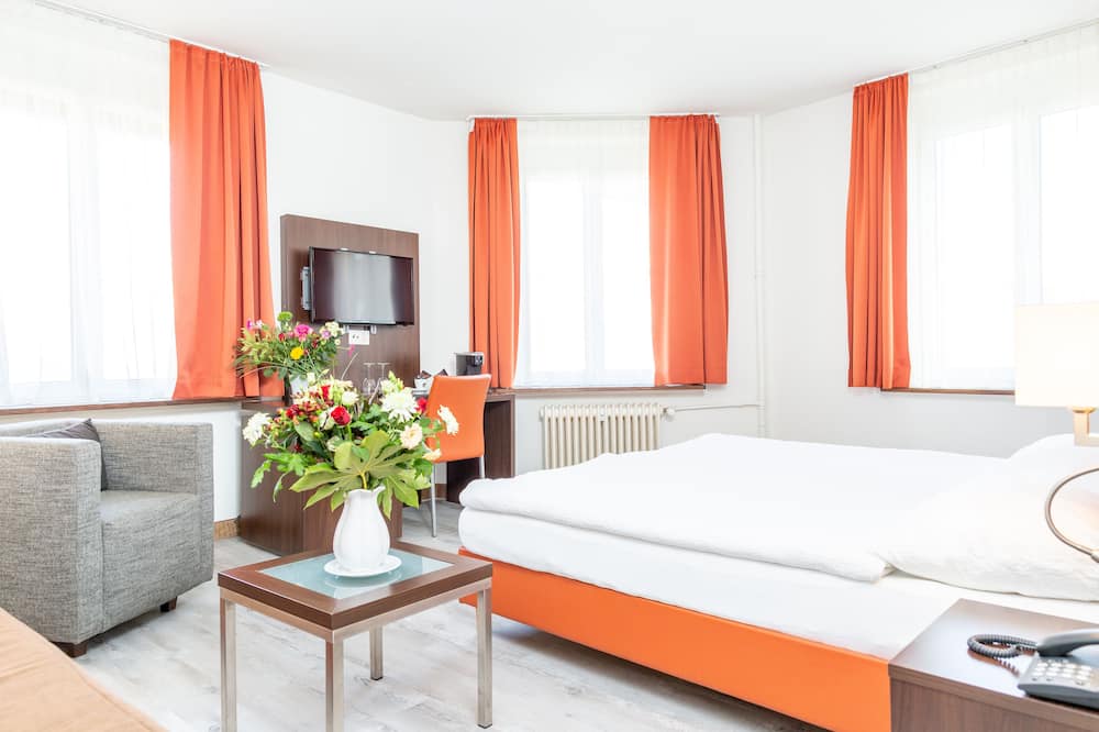 ホテル ラインフェルダーホフ 写真