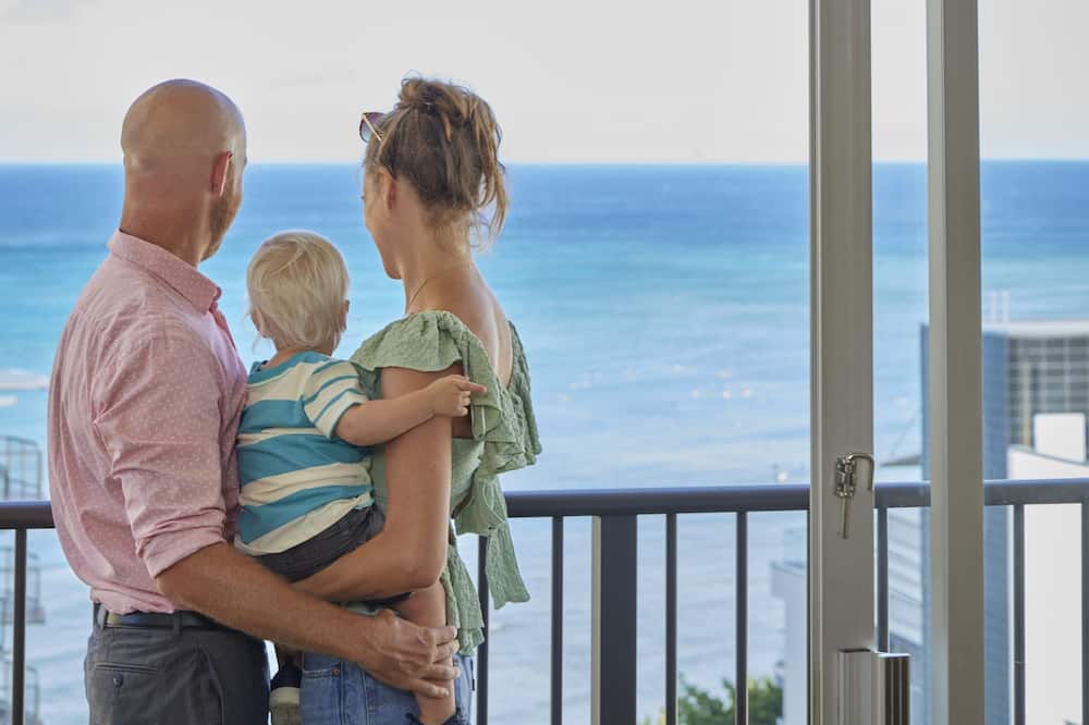 ワイキキ リゾート ホテル 写真