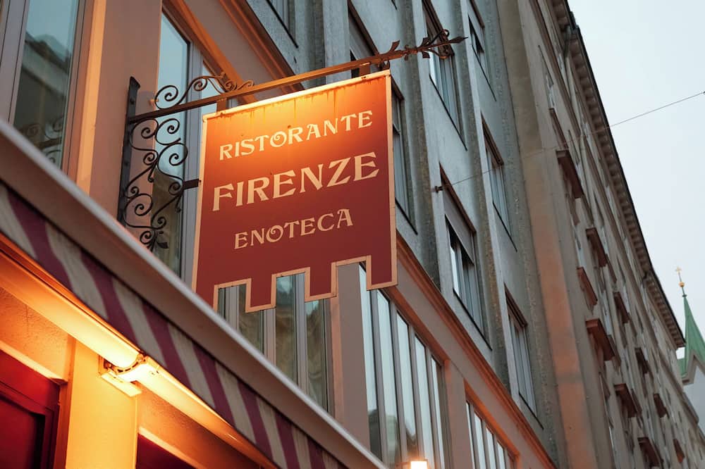 ホテル ロイヤル 写真