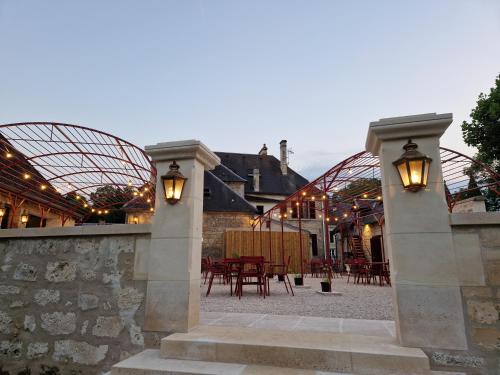 HOTEL DE L'ABBAYE DE LONGPONT 写真