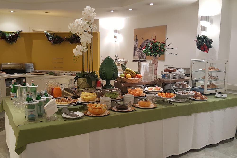 オリエンテ ホテル 写真