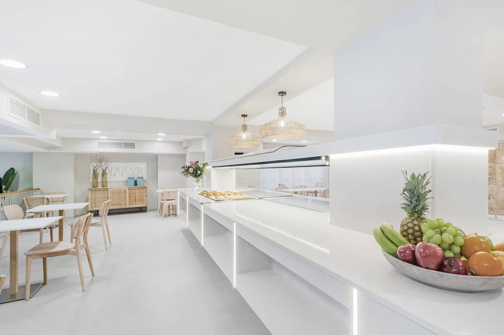 ホテル アルムダイナ 写真