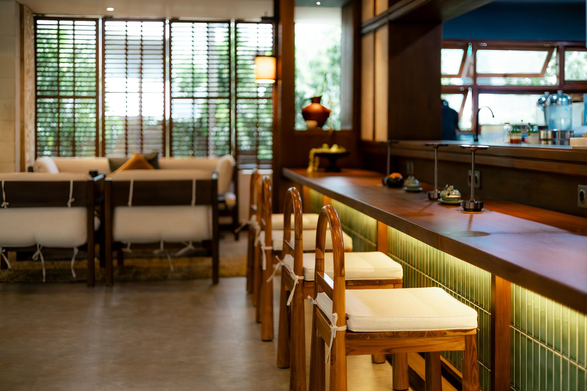 フォーティーン ローゼス ビーチ ホテル 写真