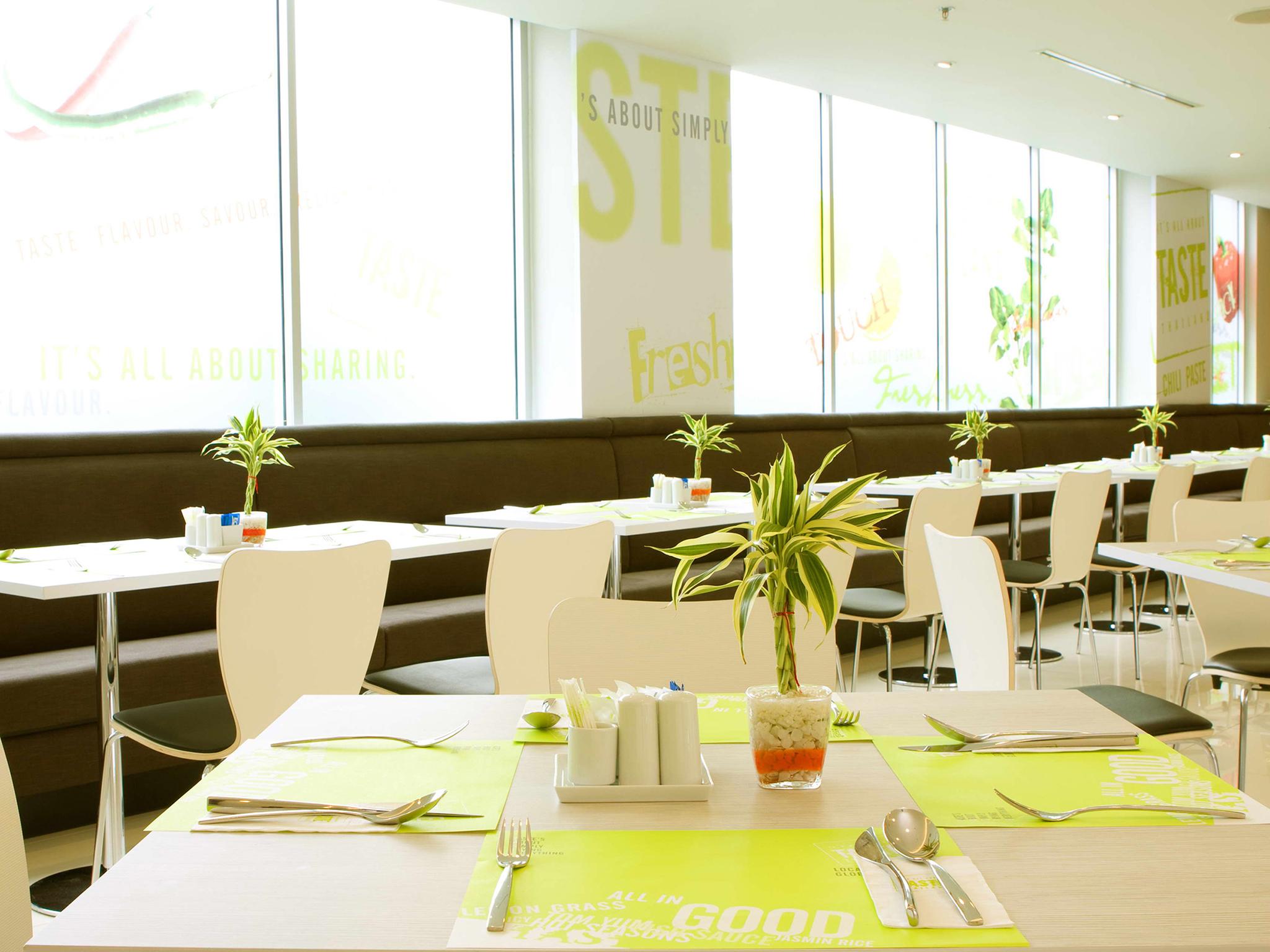 イビス バンコク サトーン 写真