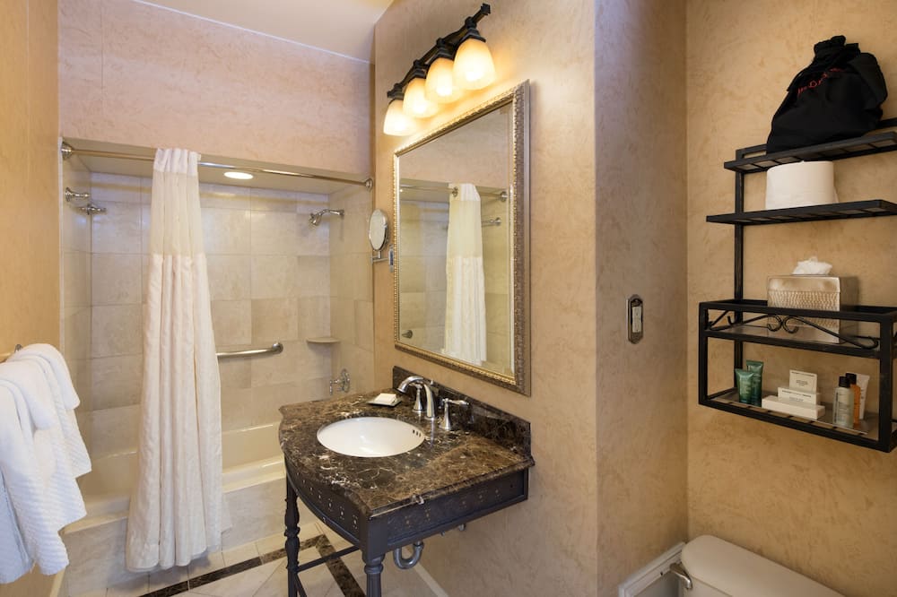 ザ シールバッハ ヒルトン ルイビル 写真