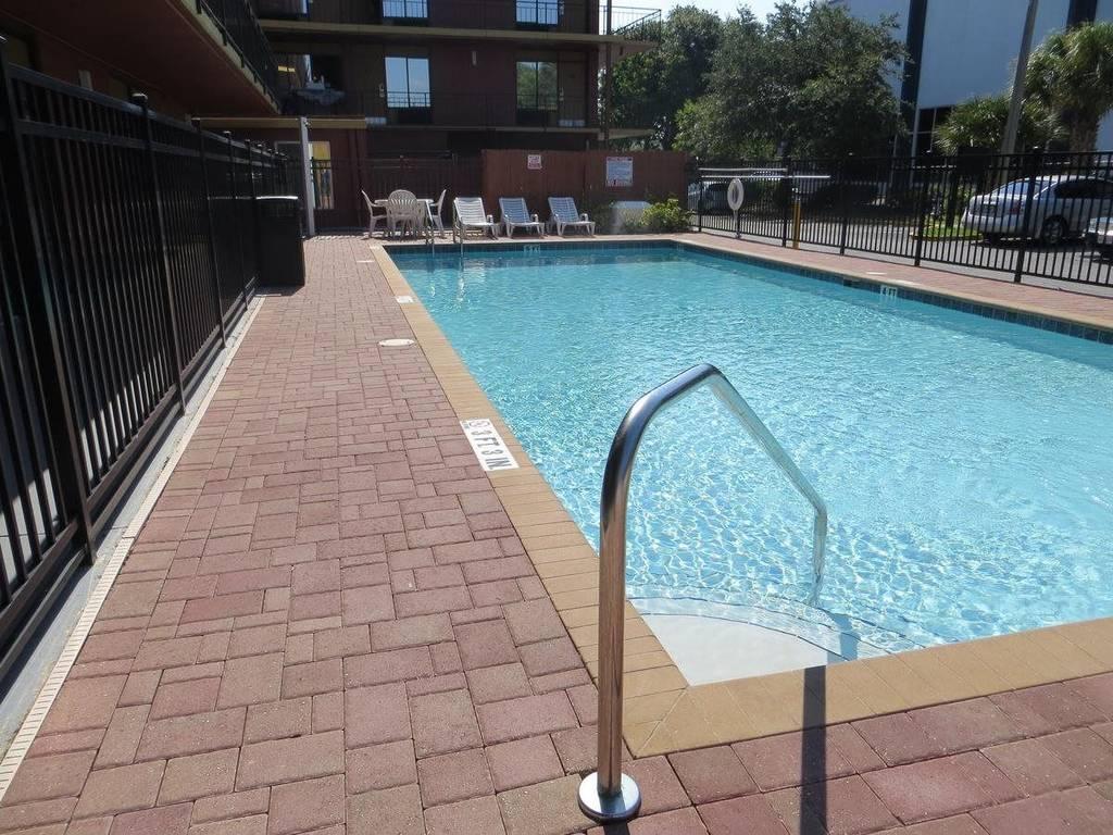 トラベロッジ バイ ウィンダム オーランド インターナショナル ドライブ 写真