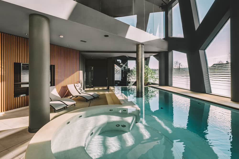 エリート ホテル レジデンス 写真