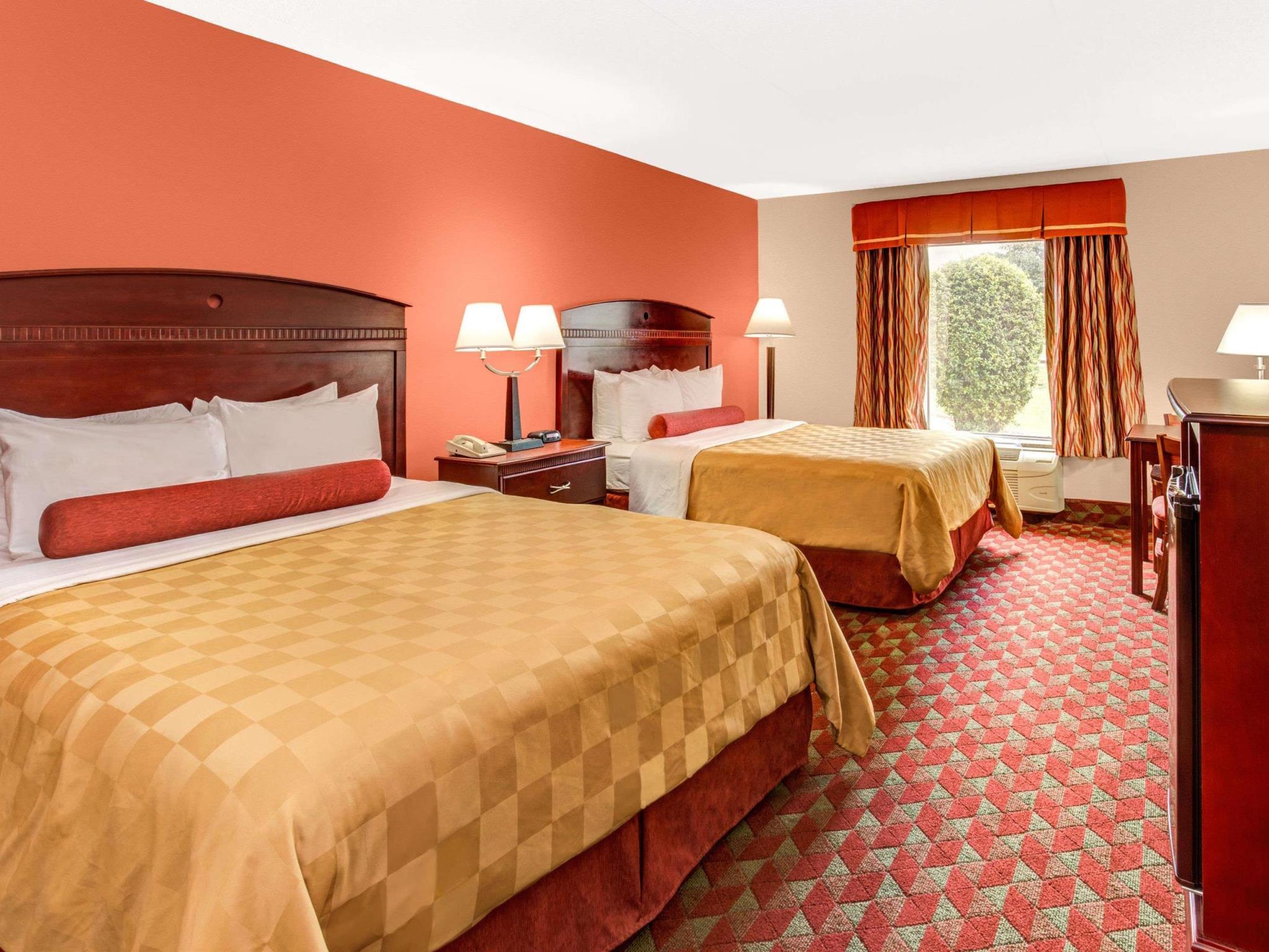 ラマダ バイ ウィンダム マーフリーズボロ 写真