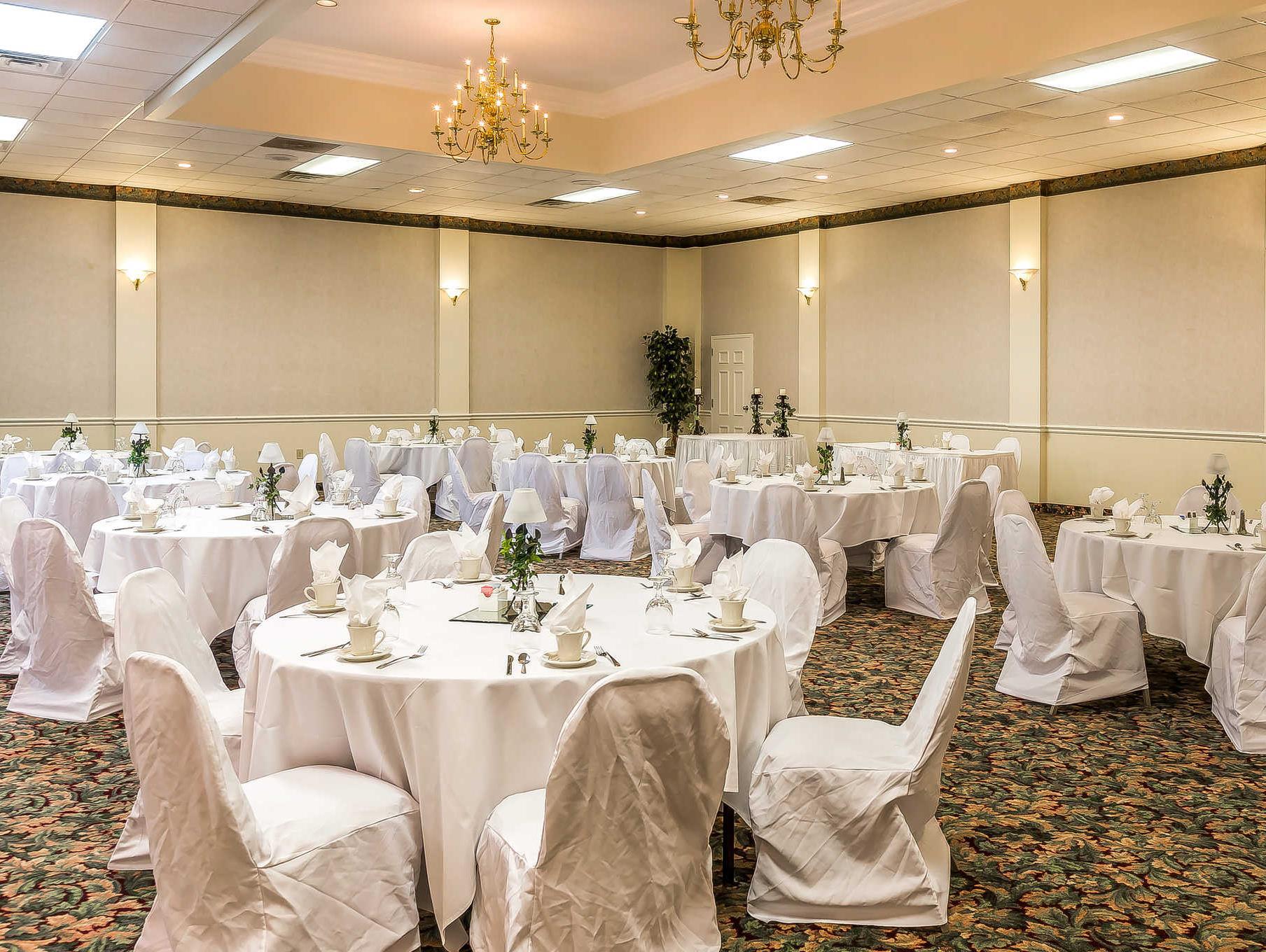 クオリティ イン クリークサイド - ダウンタウン ガットリンバーグ 写真