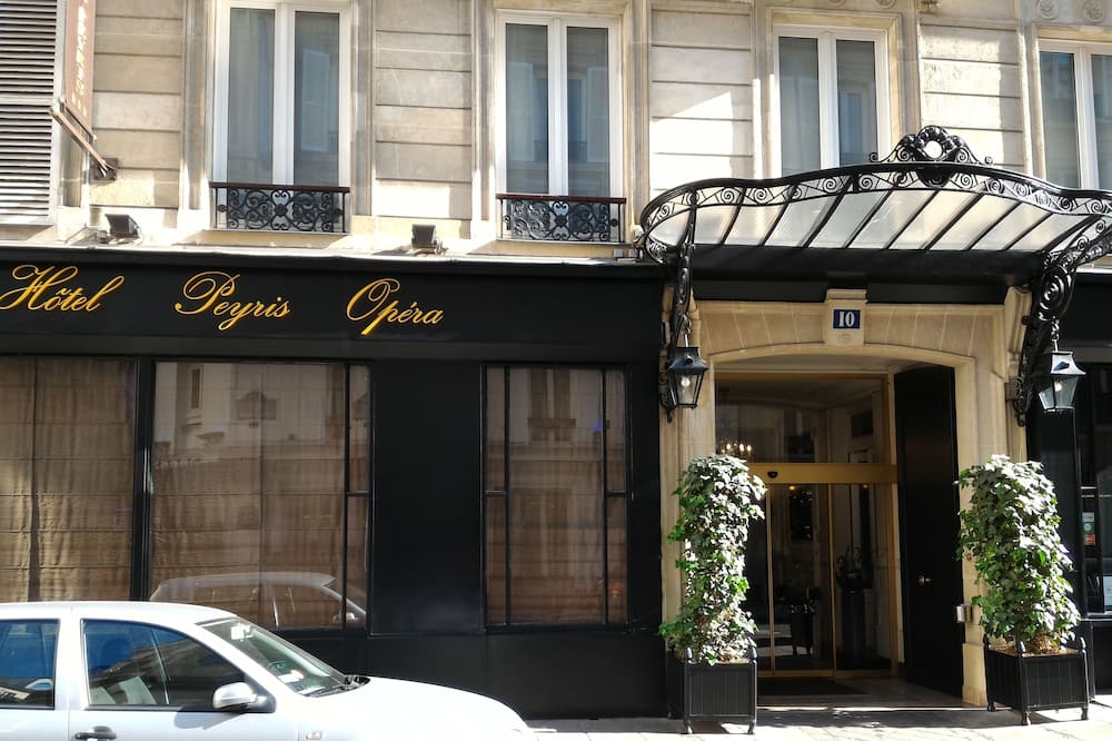 ペイリス オペラ ホテル 写真
