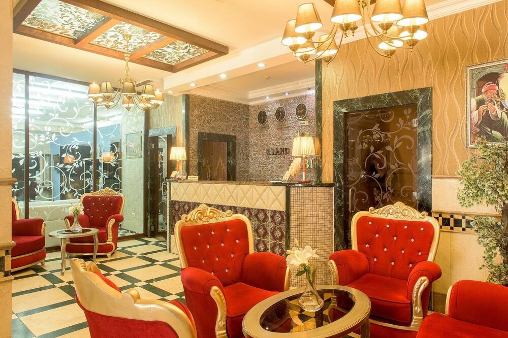 グランド アルビール ホテル 写真