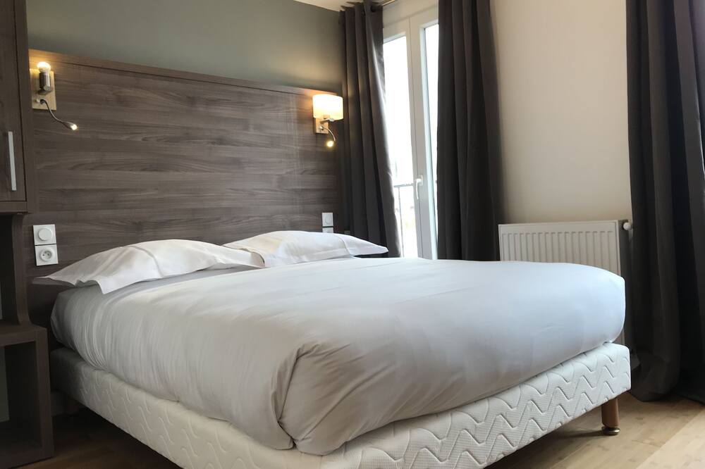 リュクセルトゥ オテル 写真