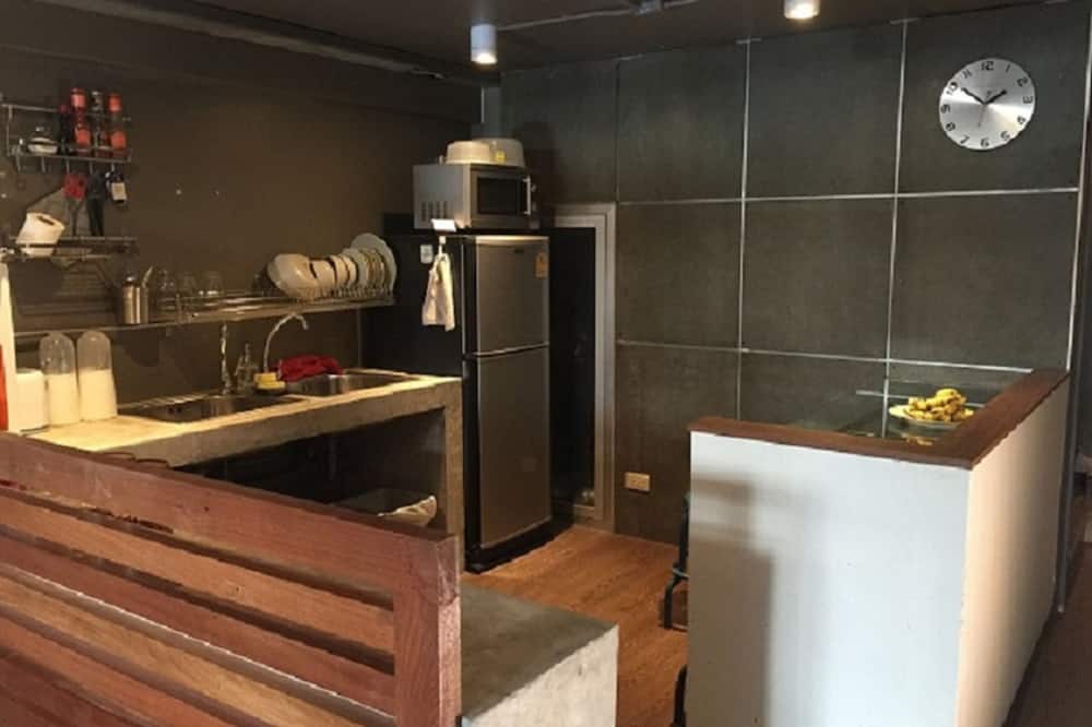 イン ア ボックス ホステル 写真