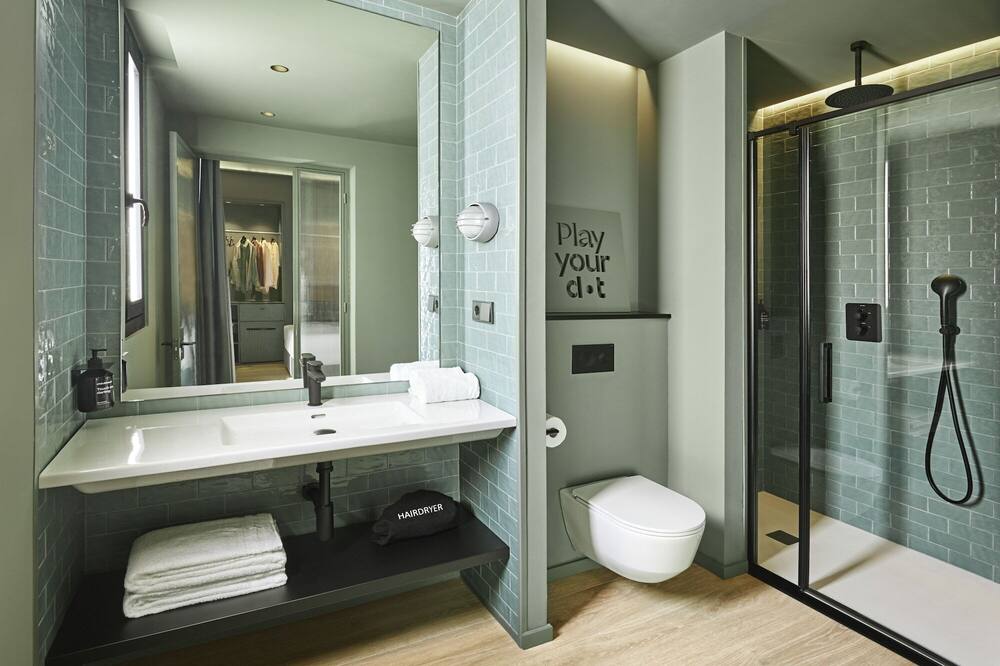 シック & ベーシック ドット 写真