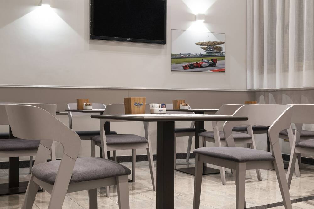 モキンバ ホテルズ キング 写真