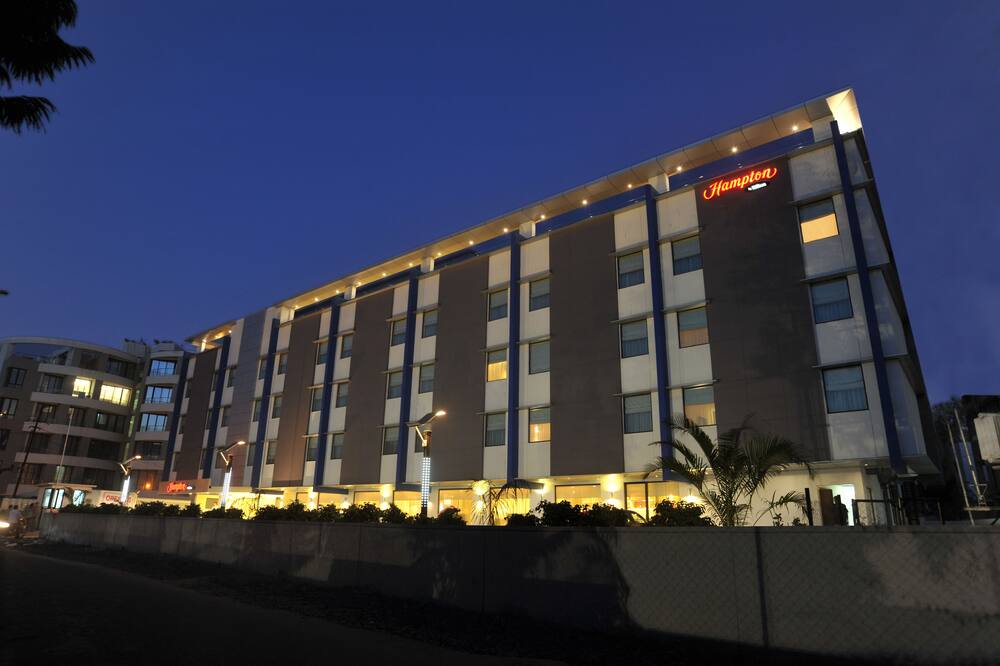 Hampton by Hilton Vadodara-Alkapuri 写真