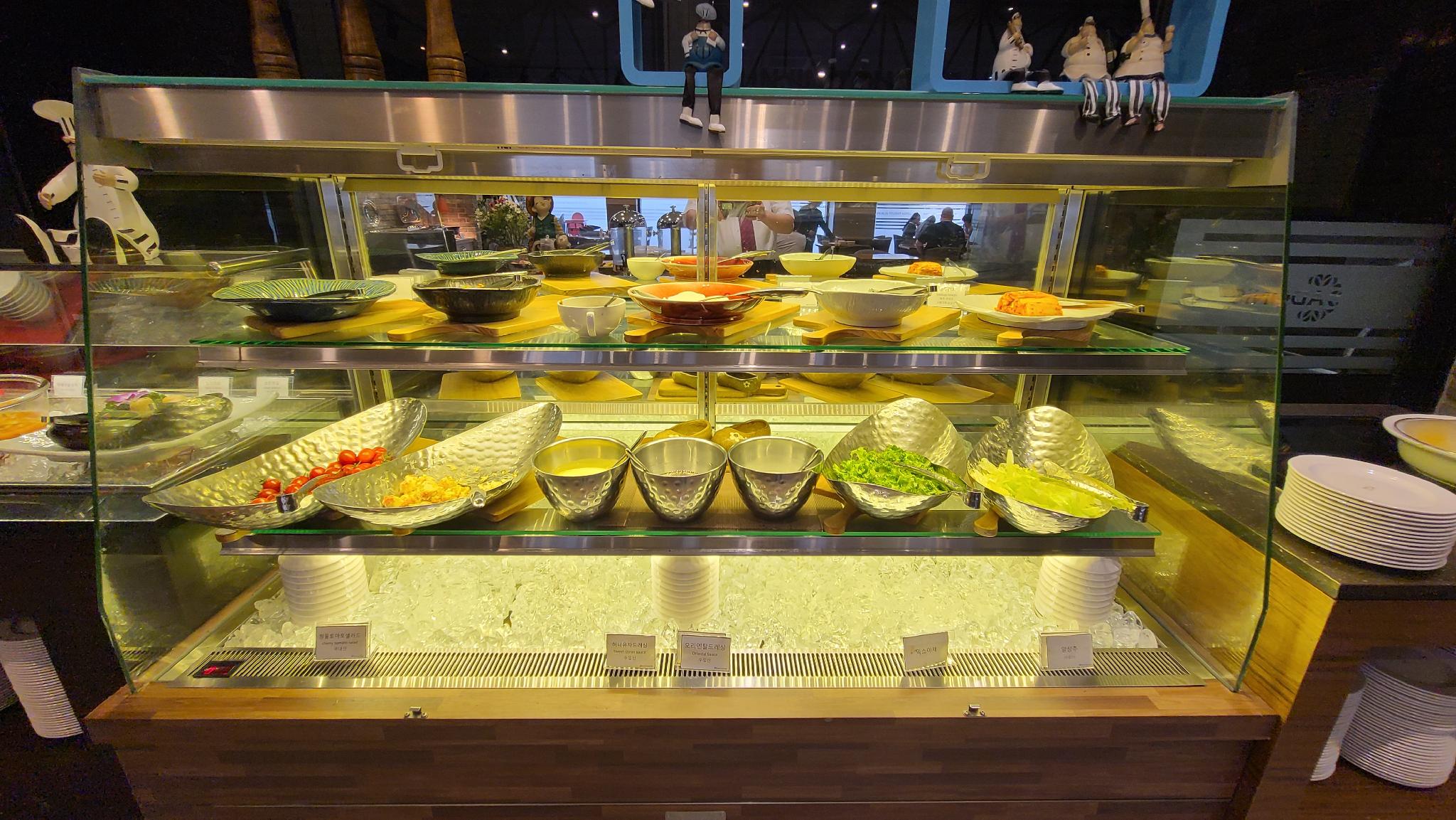 ヒョンジン ツーリスト ホテル 写真