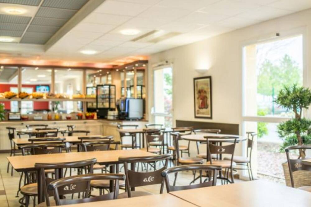 エース オテル ブールジュ 写真