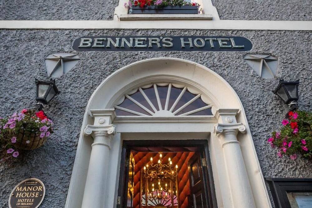 Dingle Benners Hotel 写真