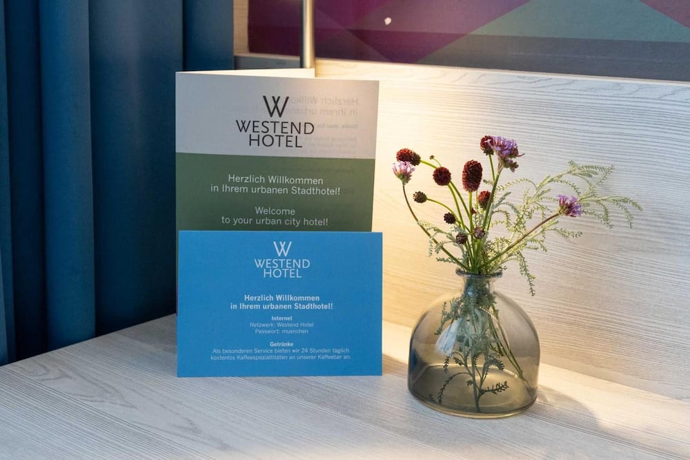 ヴェストエンド ホテル 写真