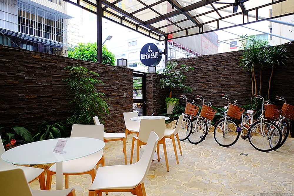 グローバル トラベル ホテル 写真