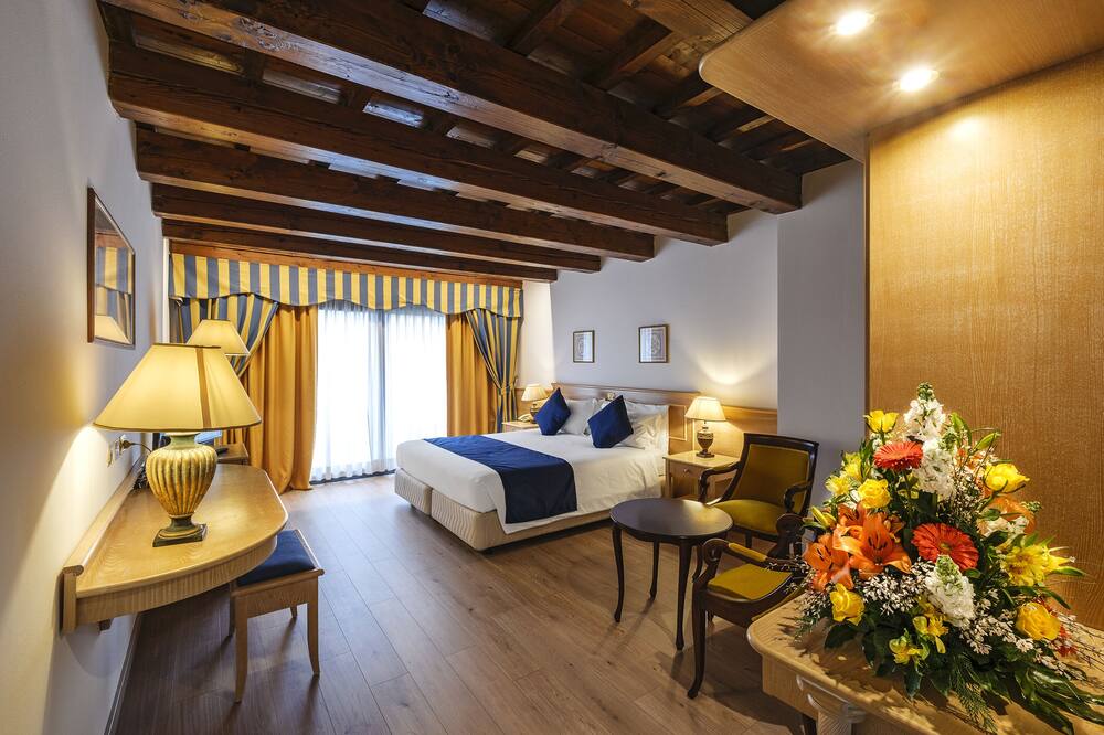 ホテル オロロージョ 写真