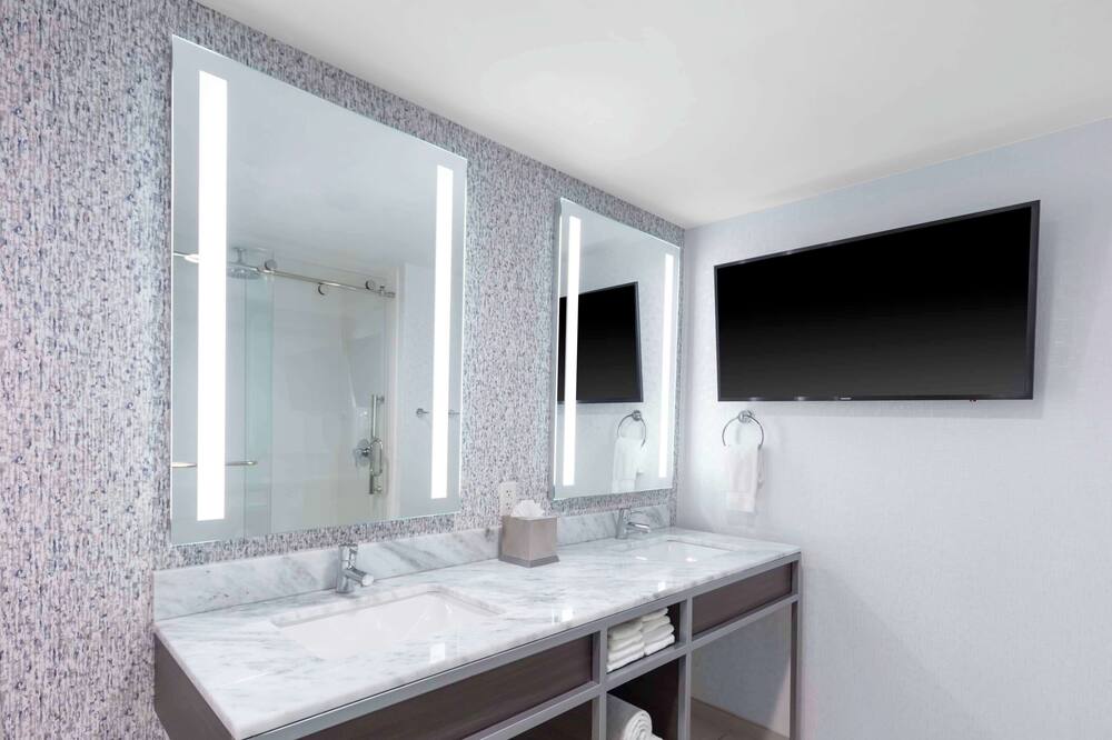 ヒルトン ガーデン イン フリーポート ダウンタウン 写真