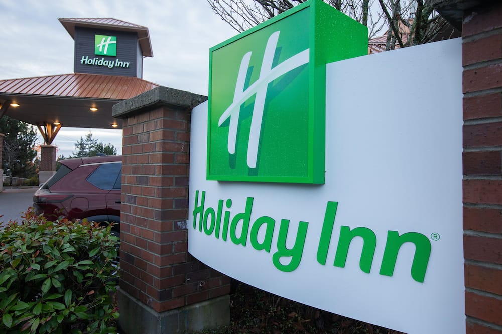Holiday Inn Victoria - Elk Lake by IHG 写真