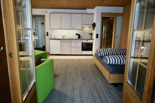 シャレー シュウェンディボーデン 写真