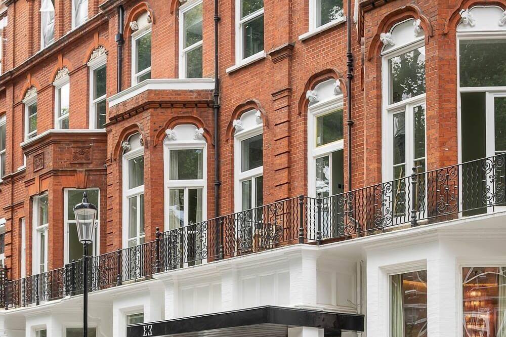 ベストウェスタン バーンズ ホテル ロンドン 写真