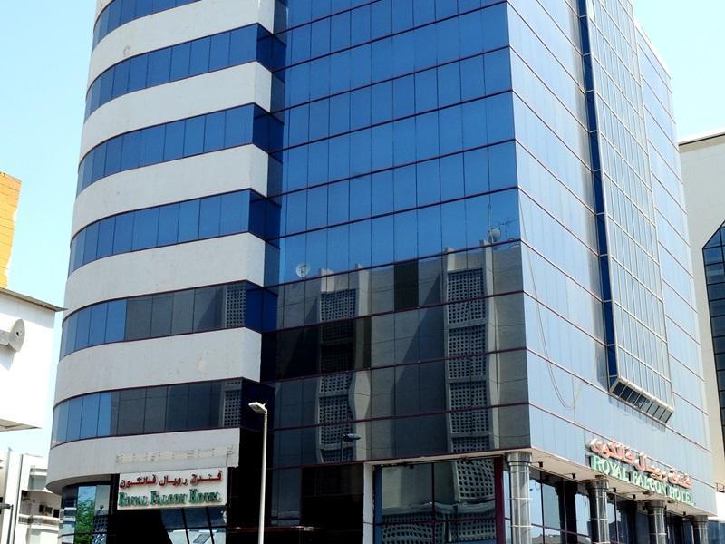 ロイヤル ファルコン ホテル 写真