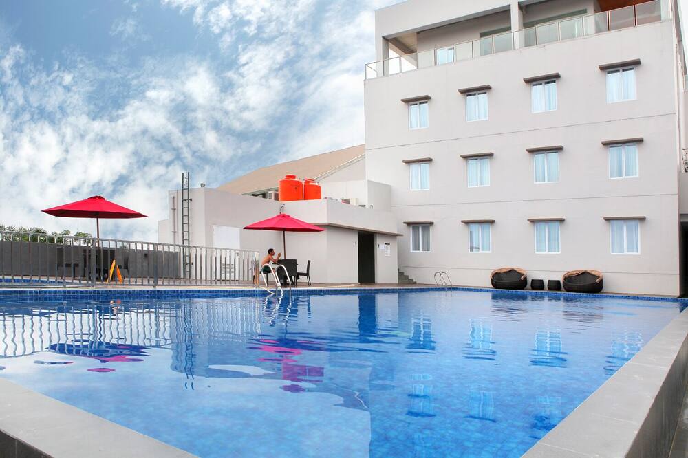 メリオ エニム 写真