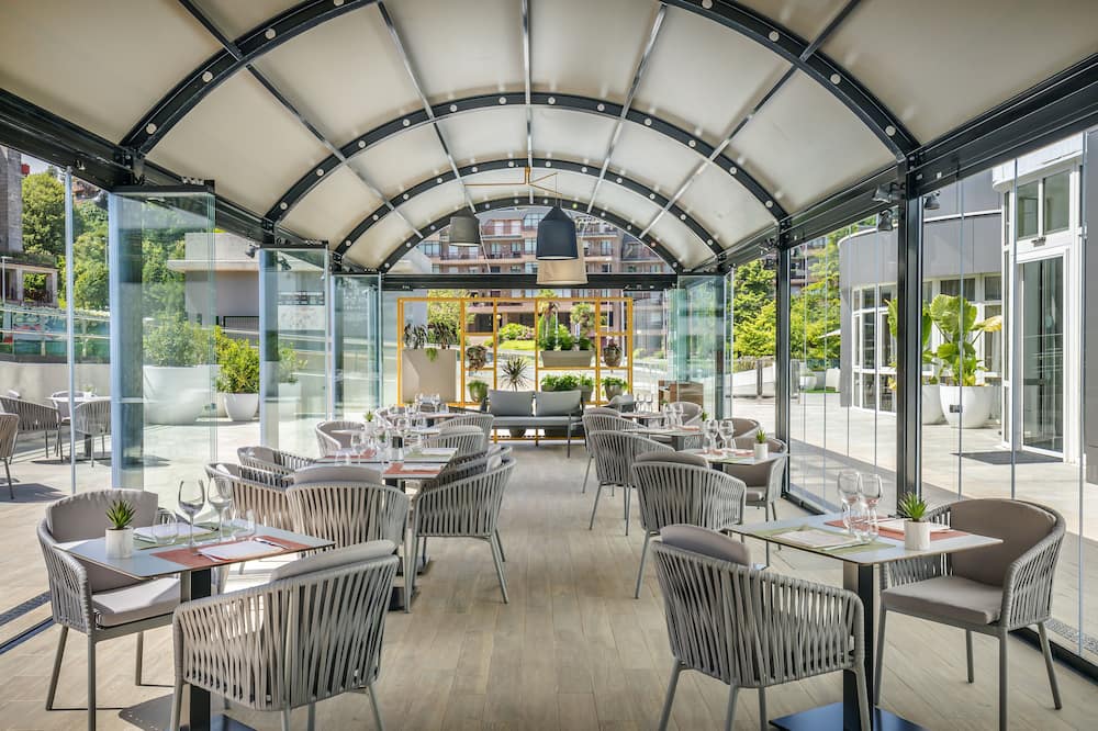 バルセロ コスタ バスカ 写真