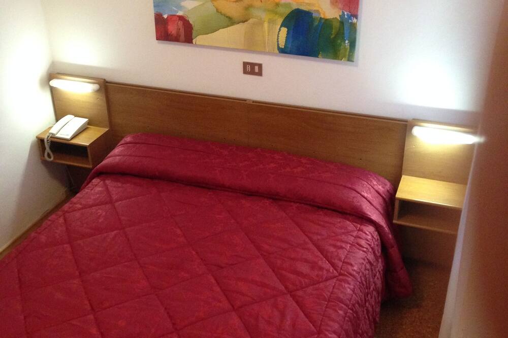 ホテル カプレーラ 写真