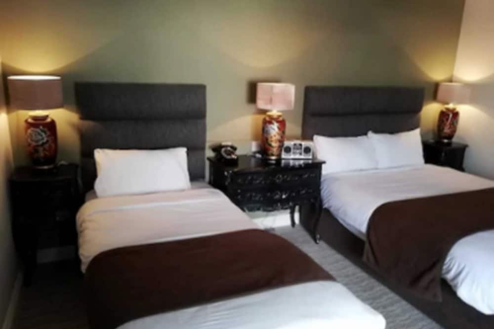 キャッスル ロッジ 写真