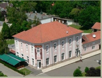 Körös Hotel 写真