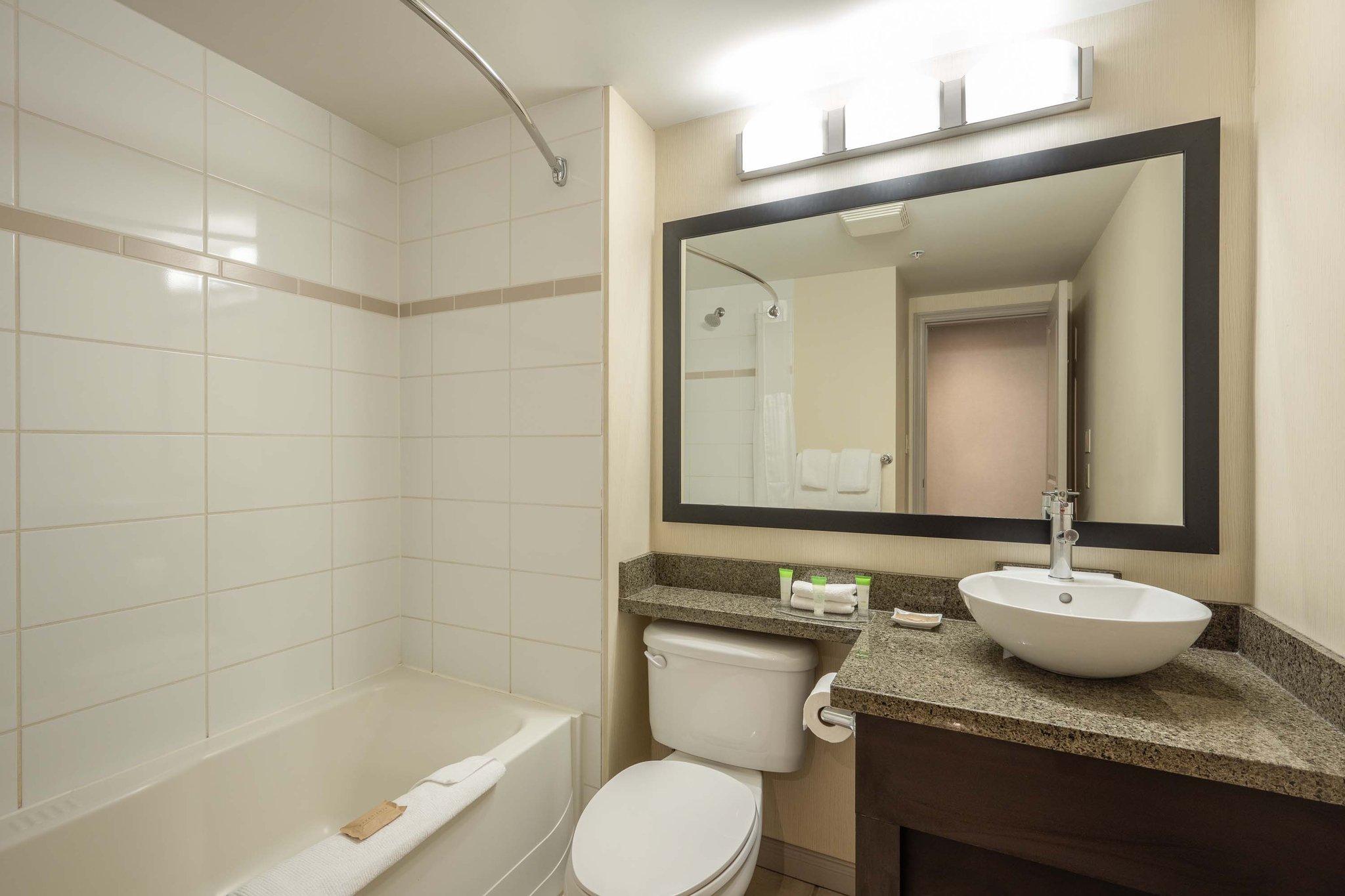 Sandman Hotel & Suites Winnipeg Airport 写真