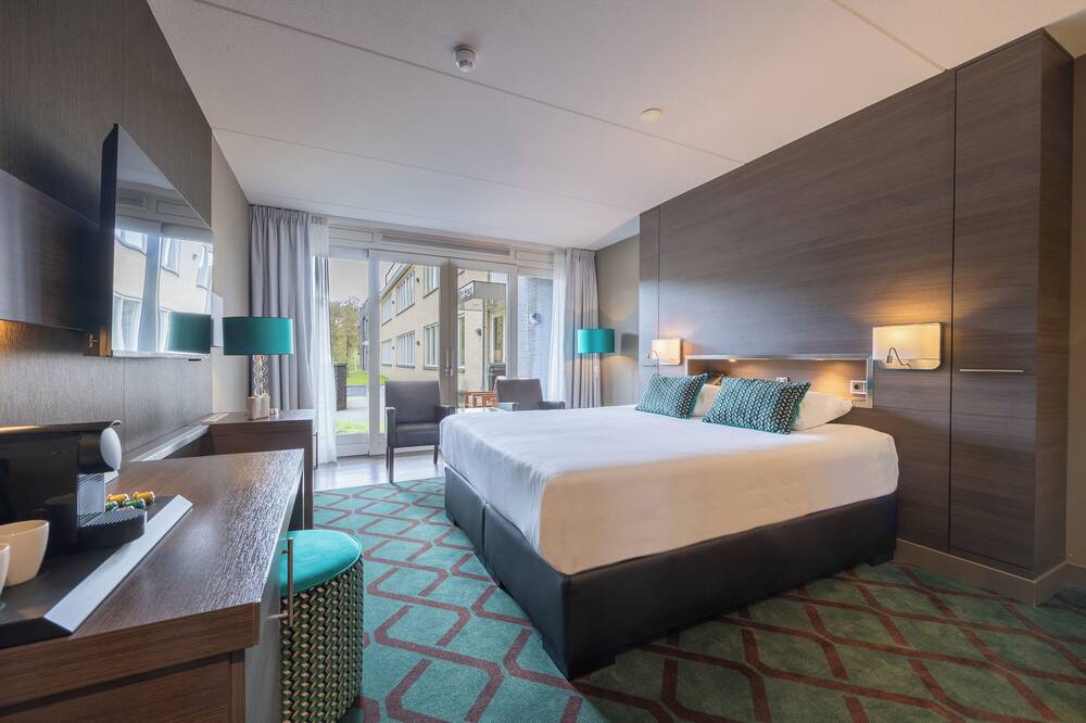 ファン デル ファルク ホテル ヒルゼ ティルブルフ 写真